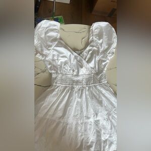 Hollister white skirt size s